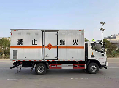 松北爆破器材运输车